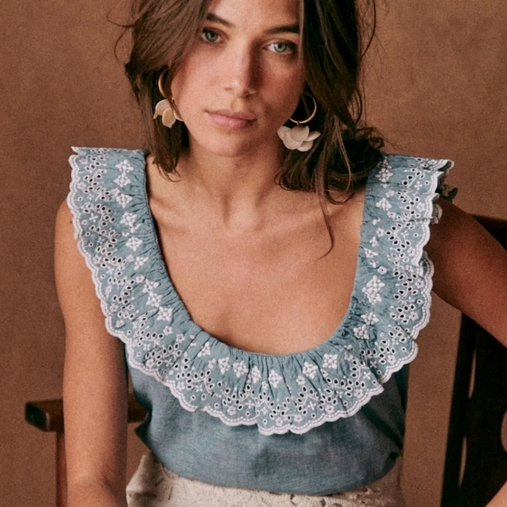 Sezane Rosa Blouse - Picture 1 of 6